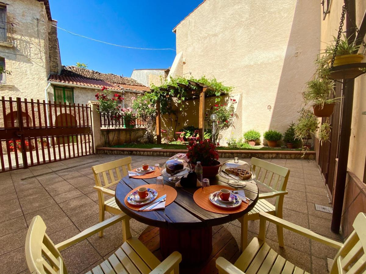 B&B A Casa Di Nonna Massa d'Albe Eksteriør billede