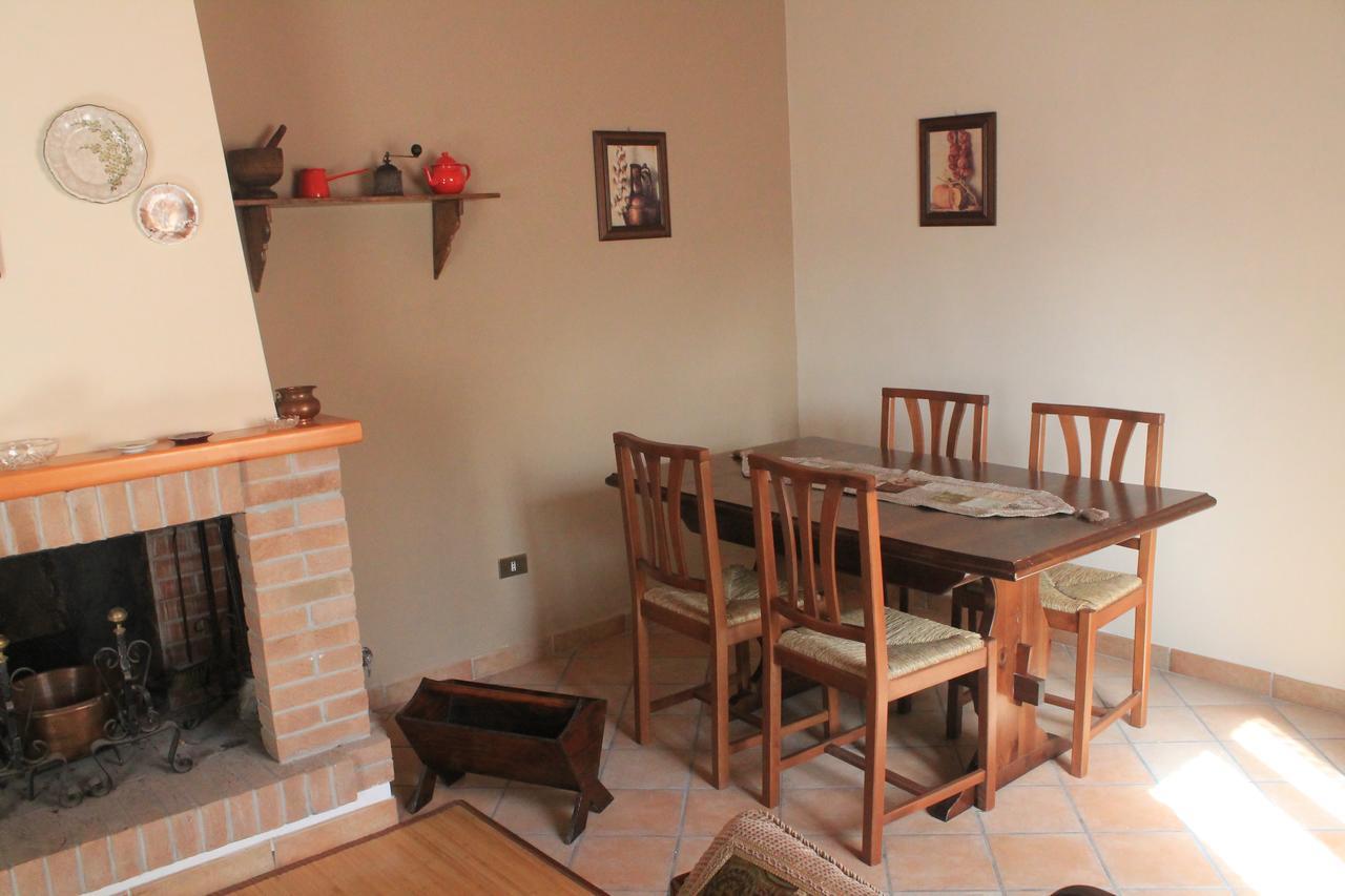 B&B A Casa Di Nonna Massa d'Albe Eksteriør billede