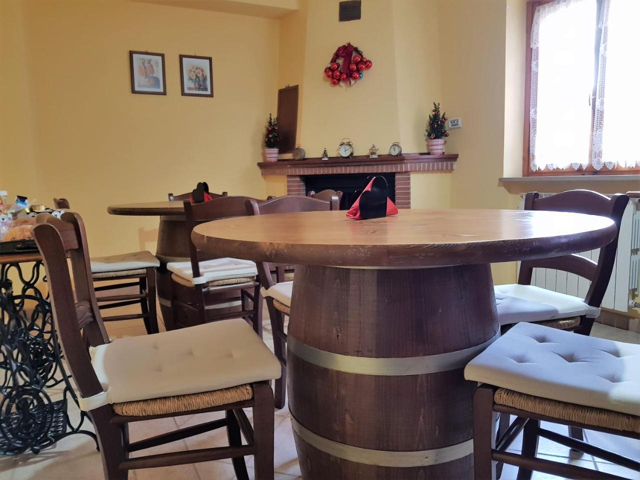 B&B A Casa Di Nonna Massa d'Albe Eksteriør billede