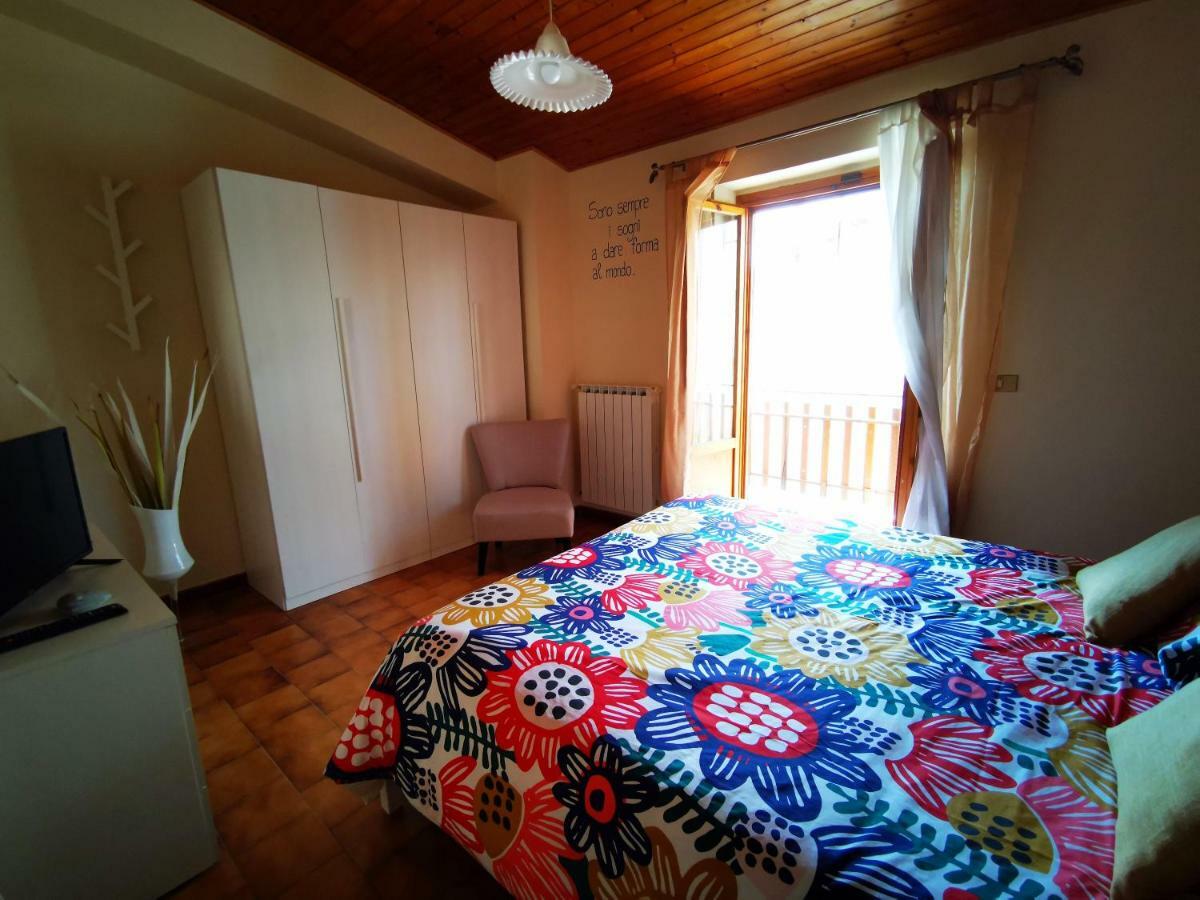 B&B A Casa Di Nonna Massa d'Albe Eksteriør billede